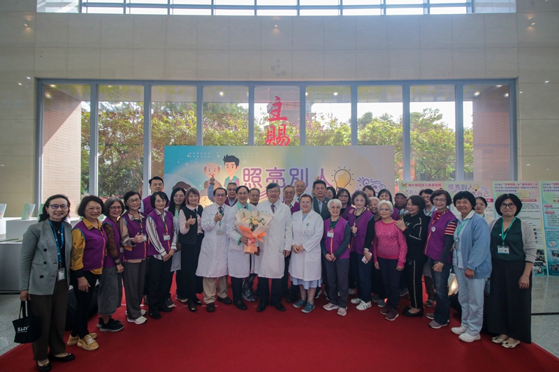 志工故事化為繪本 照亮醫療人文 輔仁大學文學院與輔大醫院合作舉辦「志工生命實踐」